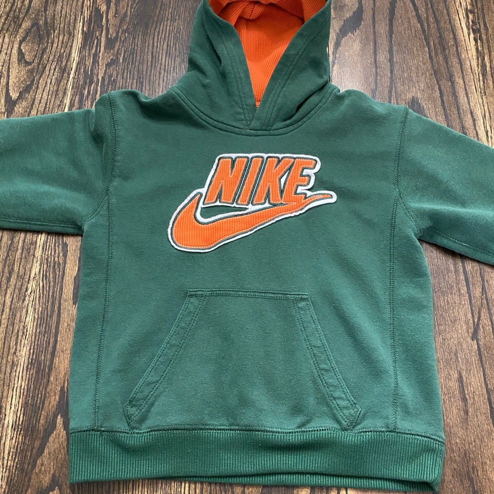 Nike Green and Orange Hoodie - Picture 4 of 11